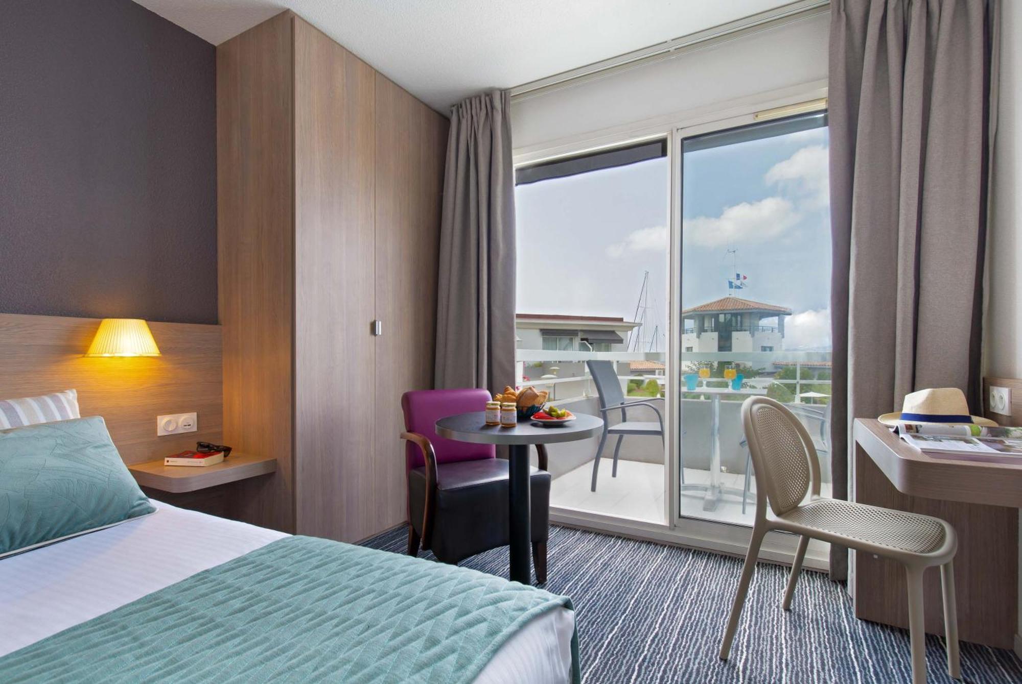 Best Western Plus La Marina Сен-Рафаэль Экстерьер фото